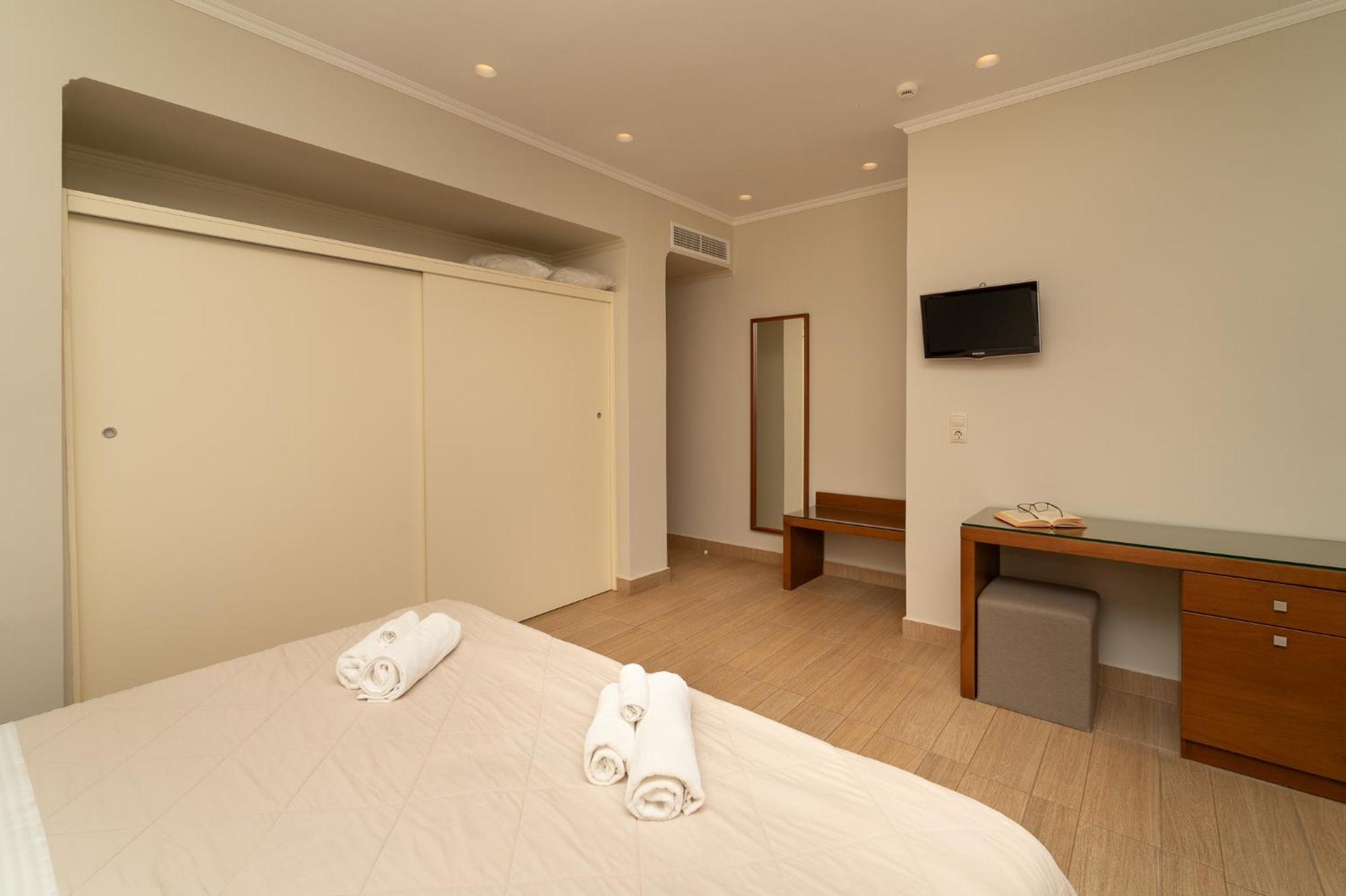 Niriides Luxury Villas Methoni  Extérieur photo