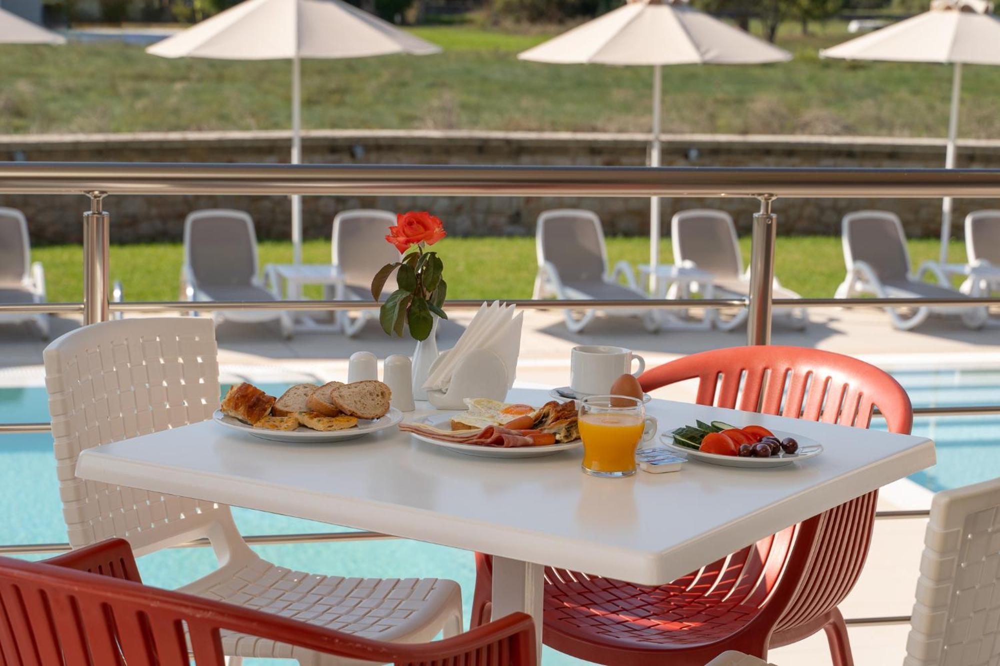 Niriides Luxury Villas Methoni  Extérieur photo