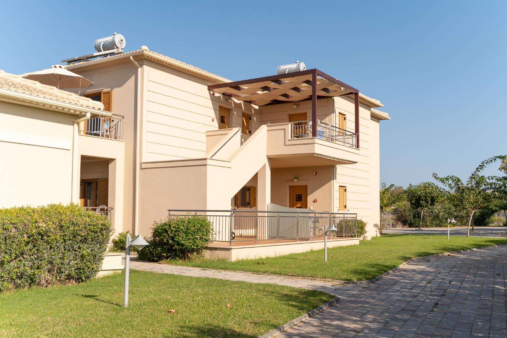 Niriides Luxury Villas Methoni  Extérieur photo