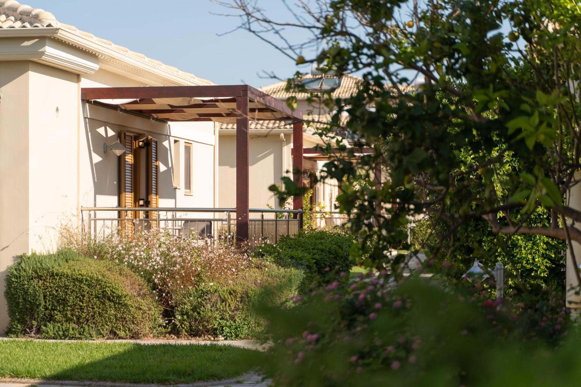 Niriides Luxury Villas Methoni  Extérieur photo