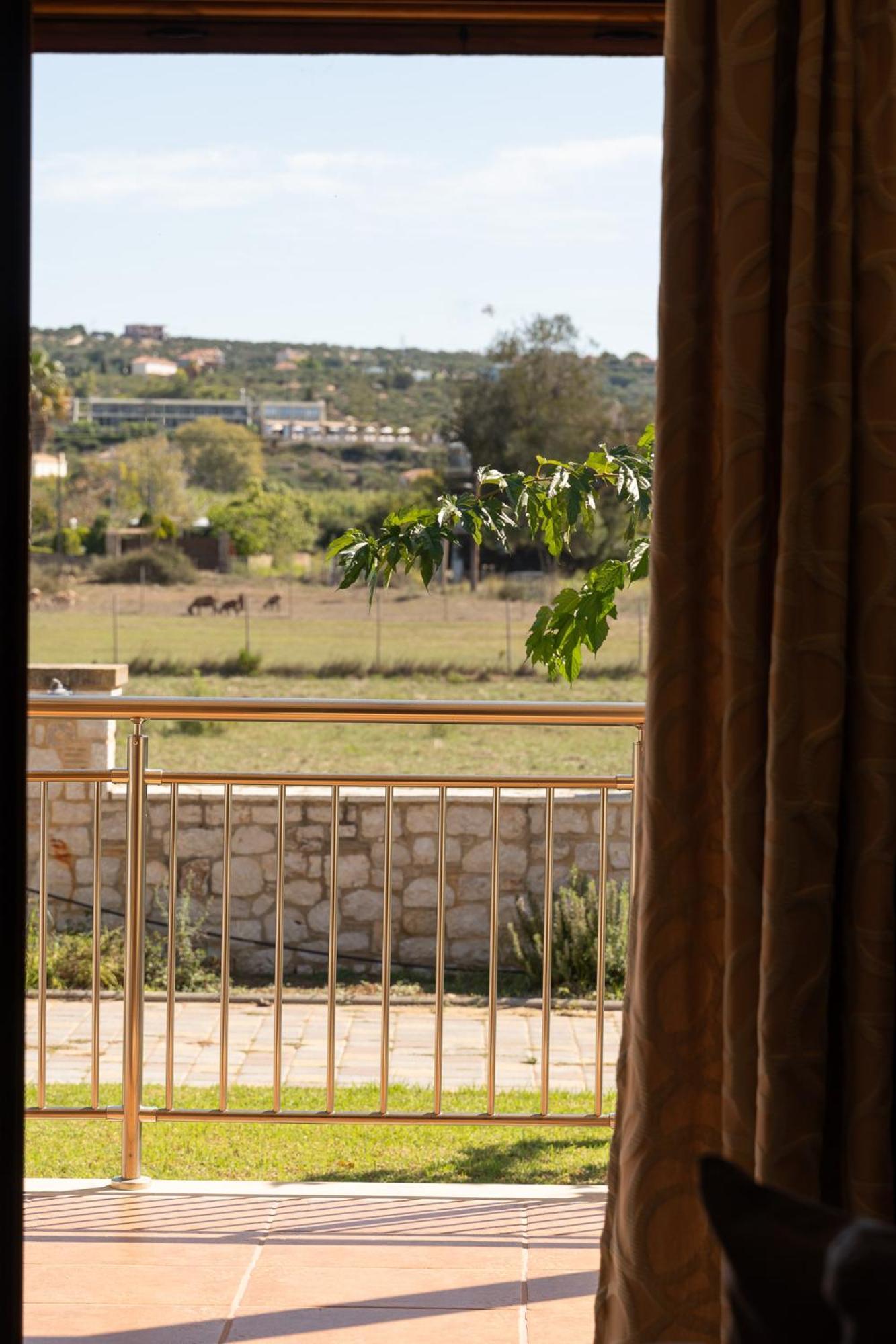 Niriides Luxury Villas Methoni  Extérieur photo